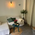 Logement Paisible Jacuzzi Jardin Privatif Climatisation