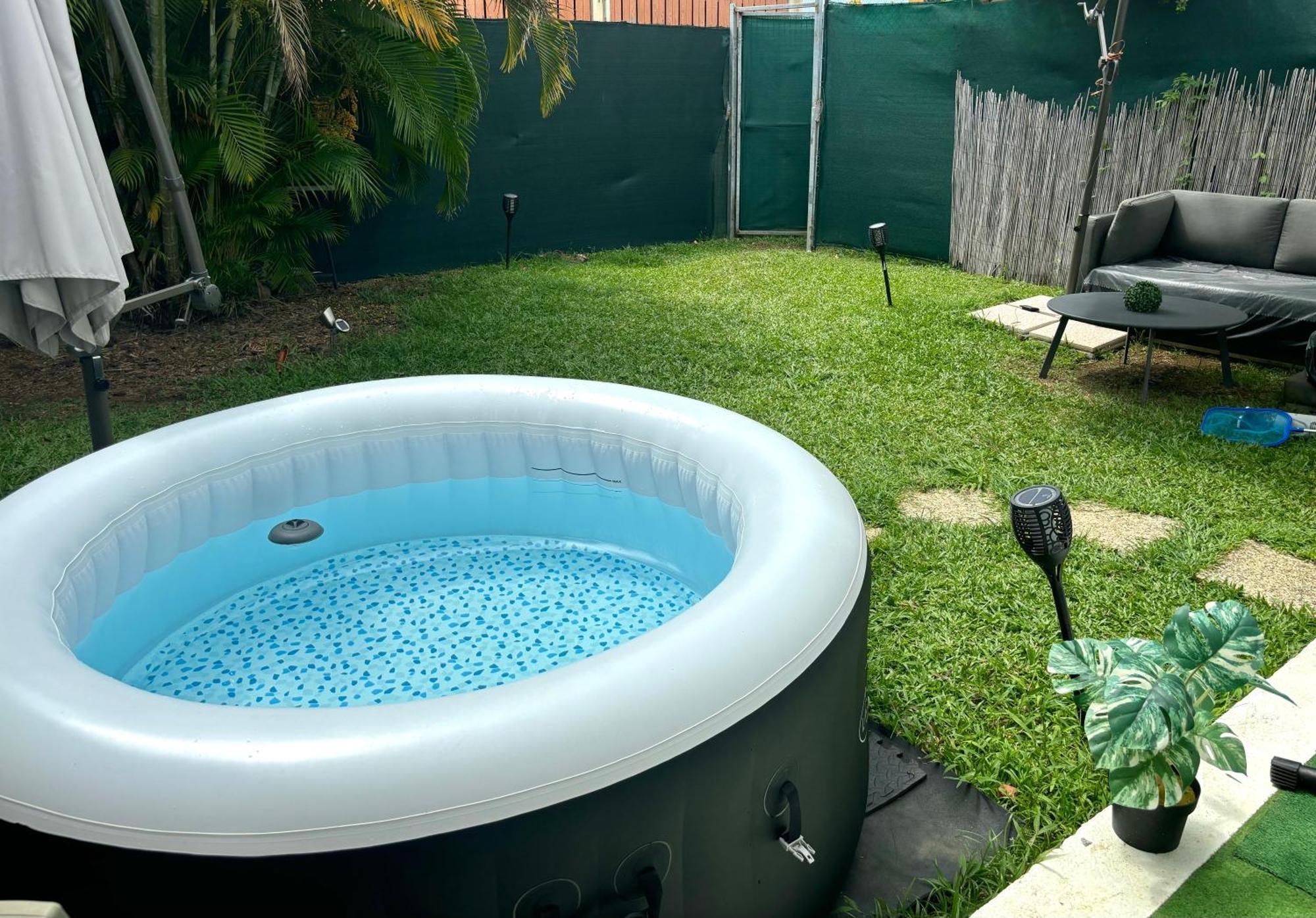 Appartement Paisible Jacuzzi Jardin Privatif Climatisation *